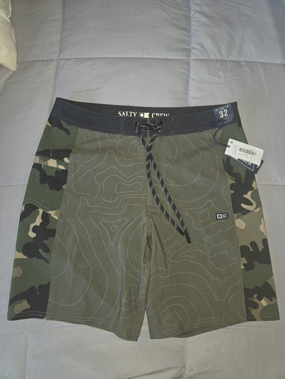 Salty Crew Men's Camo Boardshorts - Olive Green